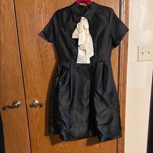 Gracia Black A-Line Midi Dress with Raglan Sleeves